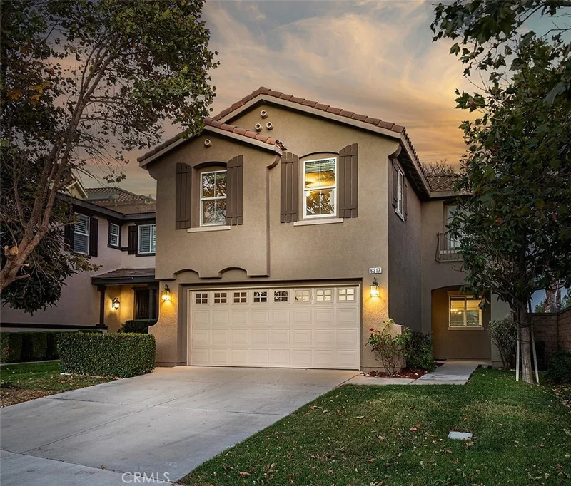 6217 Long Cove Drive, Fontana, CA 92336