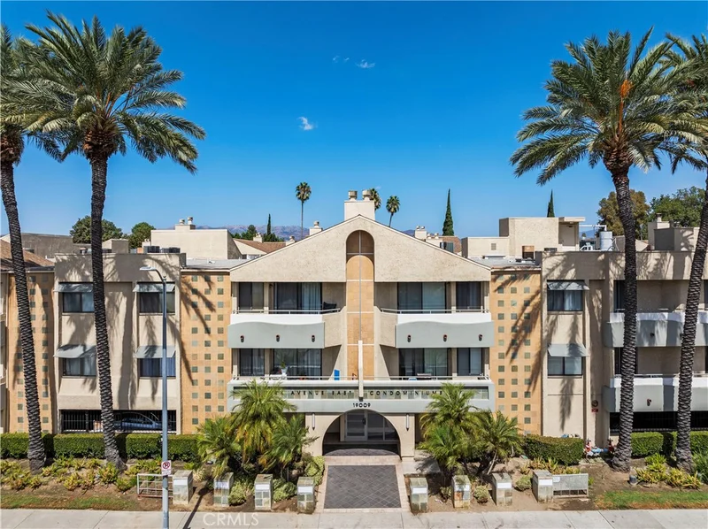 19009 Sherman Way 73, Reseda, CA 91335