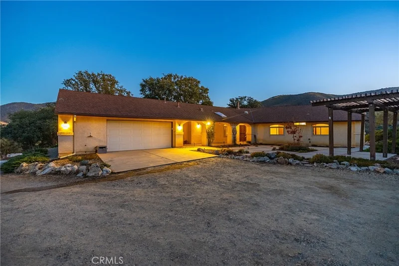 22633 Courtlandt Court, Tehachapi, CA 93561