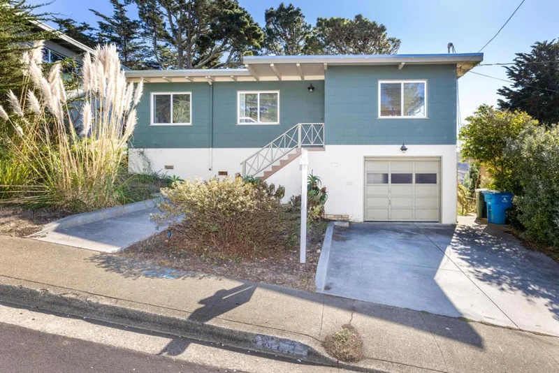 548 Manor Drive, Pacifica, CA 94044