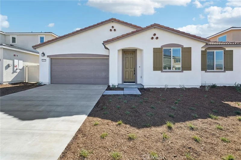 1013 Lumia Circle, Redlands, CA 92374