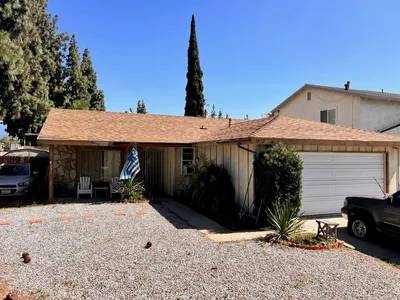 1052 W Quince Street
