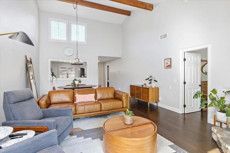 8633 Circle R Course Lane, Escondido, CA 92026
