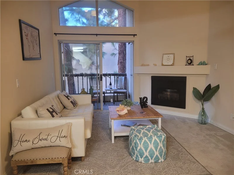5515 Canoga Avenue 314, Woodland Hills, CA 91367