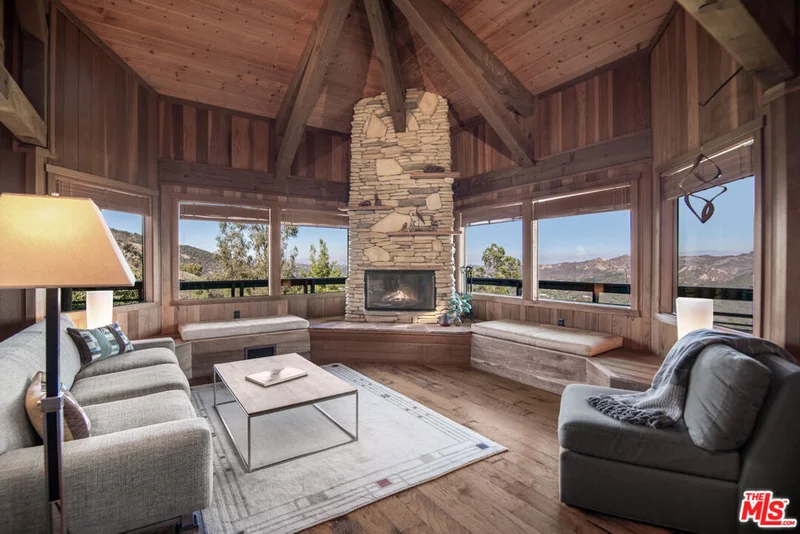 2260 Tuna Canyon Road, Topanga, CA 90290