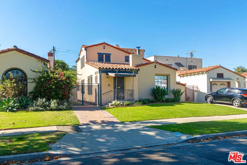 4327 4th Avenue, Los Angeles, CA 90008