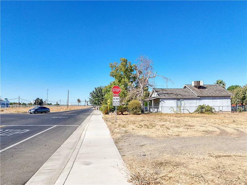 802 803 Blk 40 Drive, Planada, CA 95365