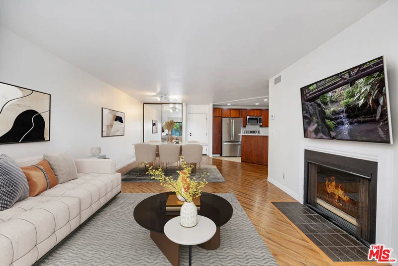 4260 Via Arbolada 123, Los Angeles, CA 90042
