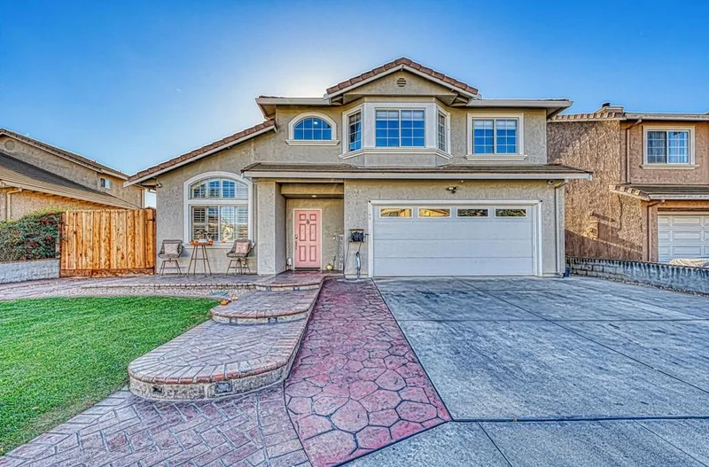 1149 Eagle Drive, Salinas, CA 93905