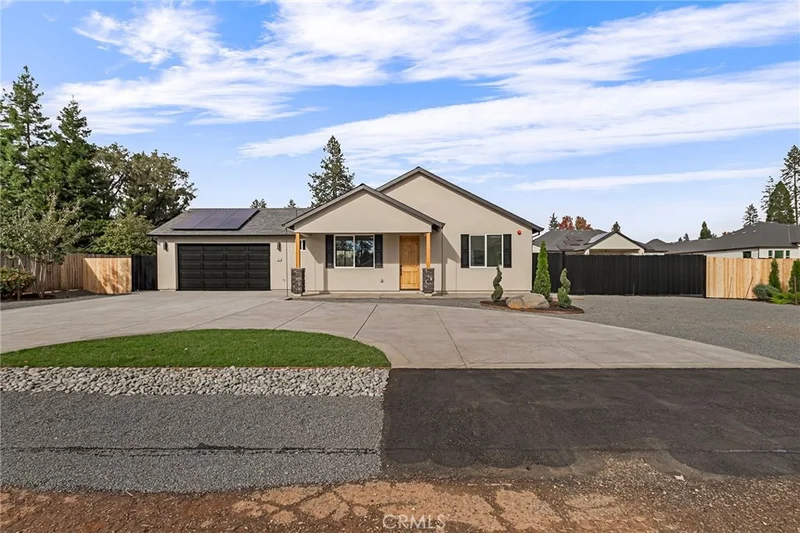 1867 Del Rio Way, Paradise, CA 95969