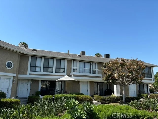 102 S Seneca Circle 2, Anaheim, CA 92805