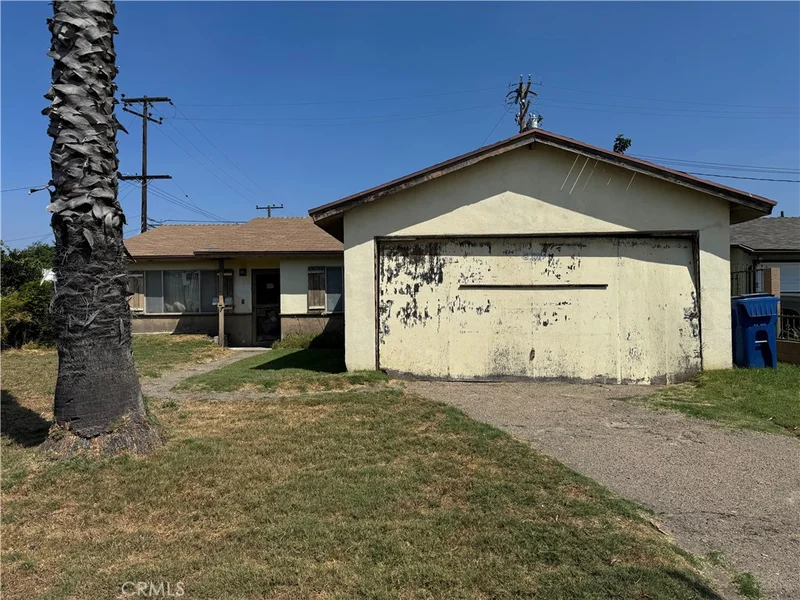 8841 Elvira Avenue, Westminster, CA 92683