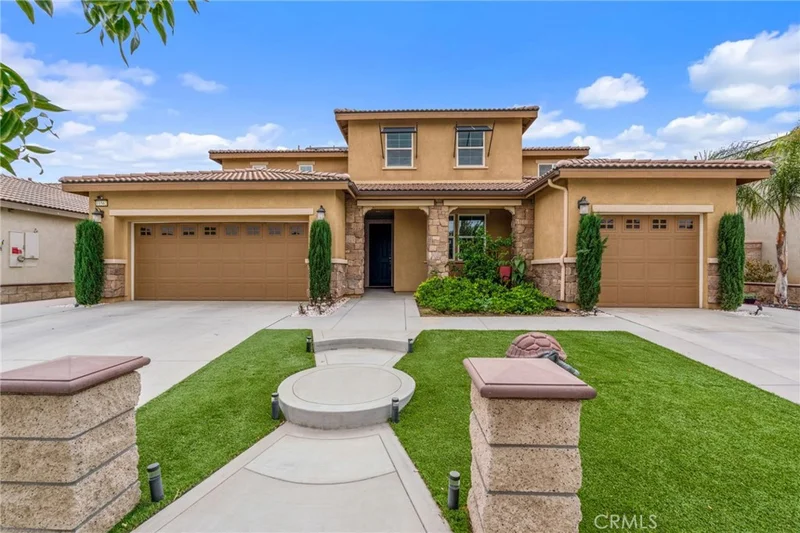 11562 Winnicut Court, Jurupa Valley, CA 91752