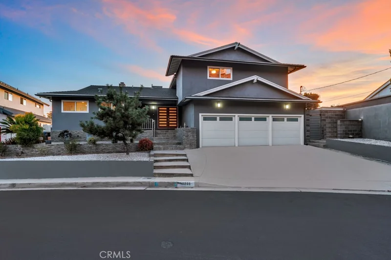 10208 10208 Sully Drive, Sun Valley, CA 91352