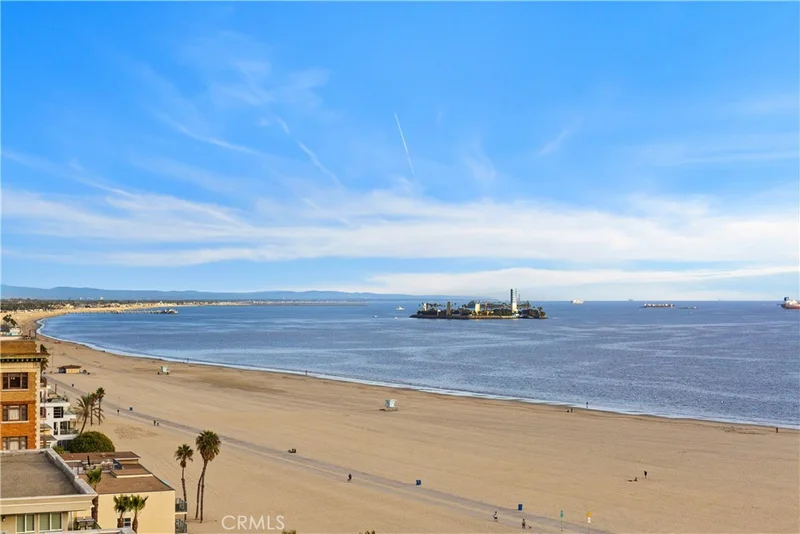 850 E Ocean Boulevard 1002, Long Beach, CA 90802