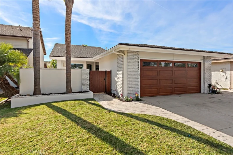 25386 Serena Court, Mission Viejo, CA 92691