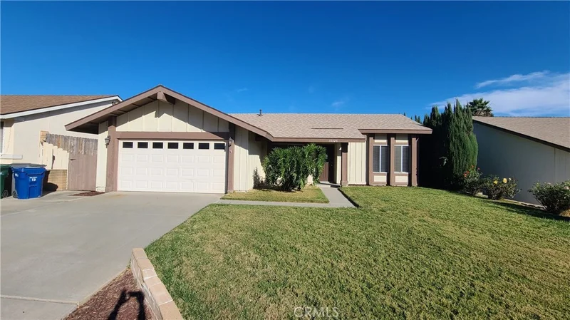 10325 Lairwood Drive, Santee, CA 92071