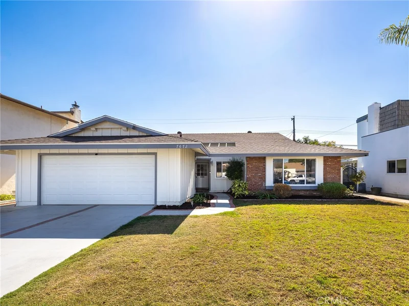 7672 Colgate Avenue, Westminster, CA 92683