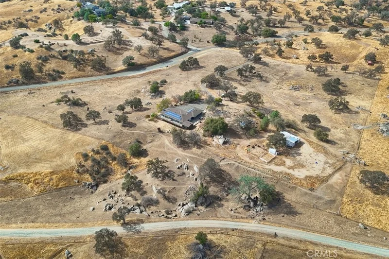 33101 Road 613