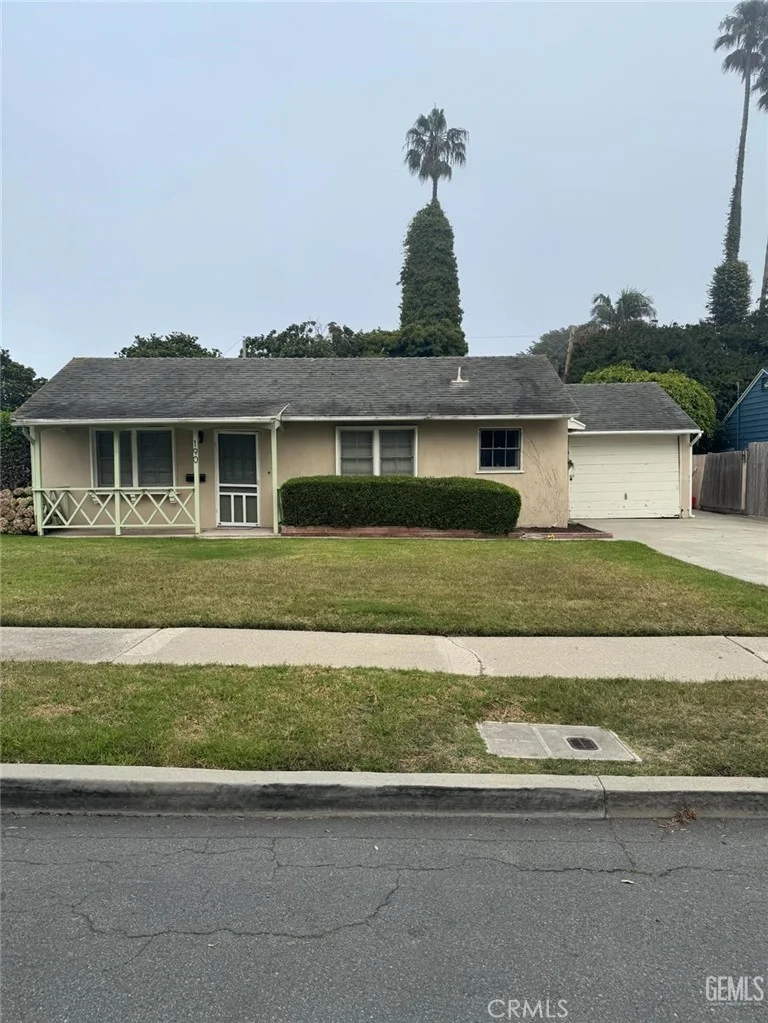 190 Eva Street, Ventura, CA 93003