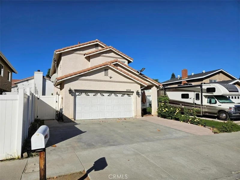 10329 Glade Avenue, Chatsworth, CA 91311