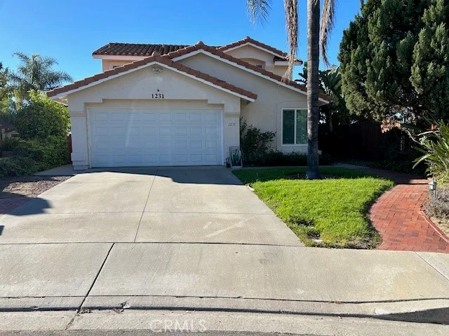 1231 Rachel Circle, Escondido, CA 92026