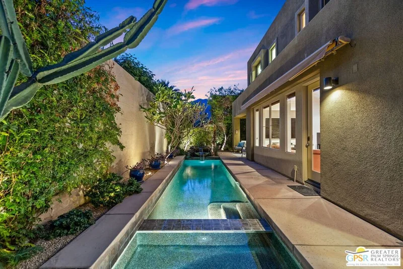 2943 Candlelight Lane, Palm Springs, CA 92264