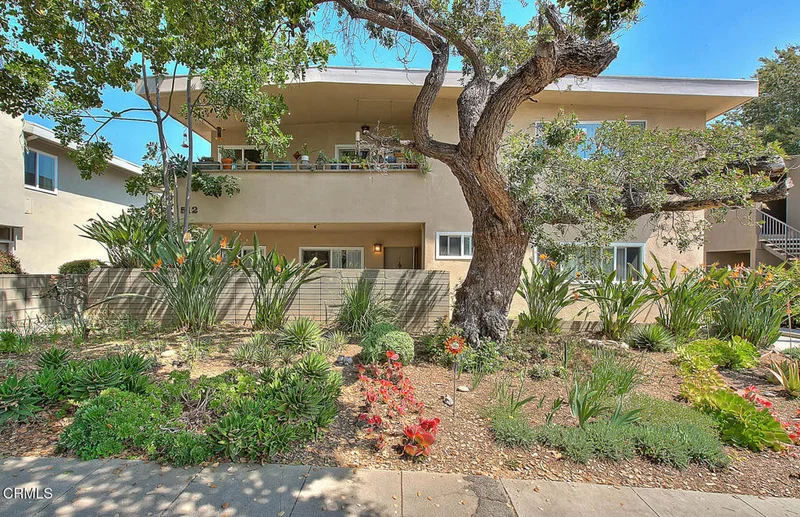 512 S Euclid Avenue 6, Pasadena, CA 91101