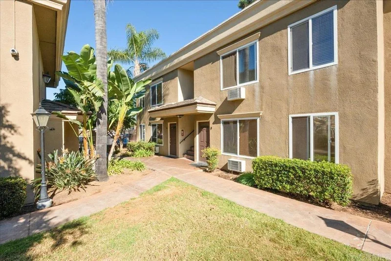 792 Avocado Avenue 12, El Cajon, CA 92020