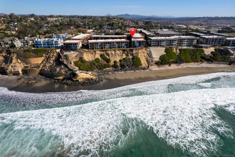 190 Del Mar Shores Ter 44, Solana Beach, CA 92075
