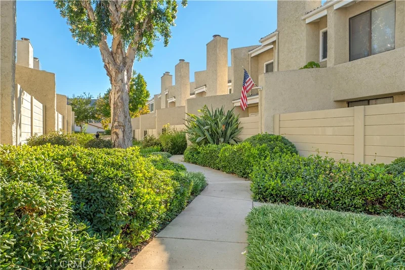 1864 Stow Street, Simi Valley, CA 93063