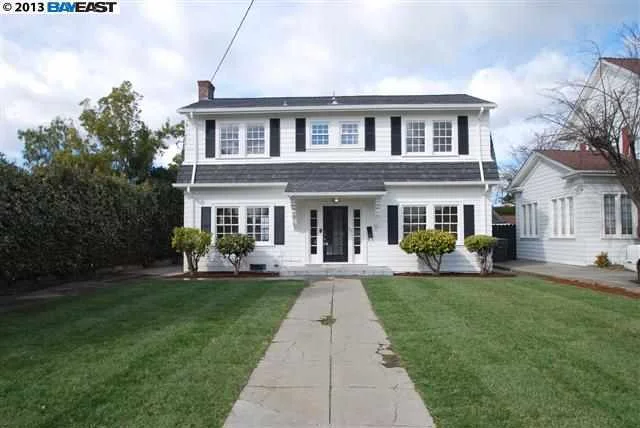 56 Broadmoor Blvd, San Leandro, CA 94577-1818