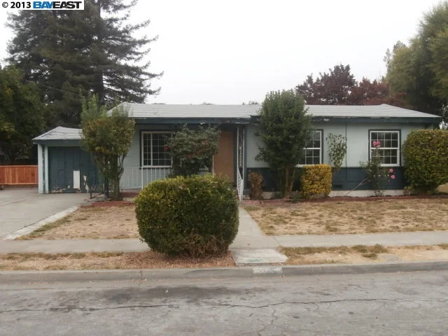 1129 Iris Pl, Hayward, CA 94544
