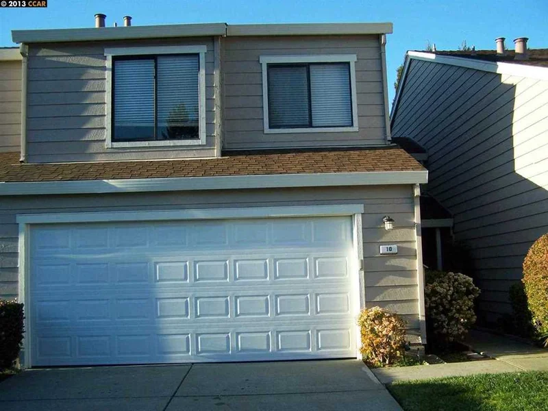 10 Manchester, Hercules, CA 94547-3652