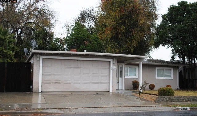 2766 Broadmoor Ave, Concord, CA 94520-4752