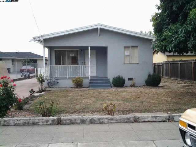 627 Dean St, Hayward, CA 94541-6418