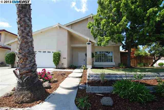 43190 Isle Royal St, Fremont, CA 94538-3974