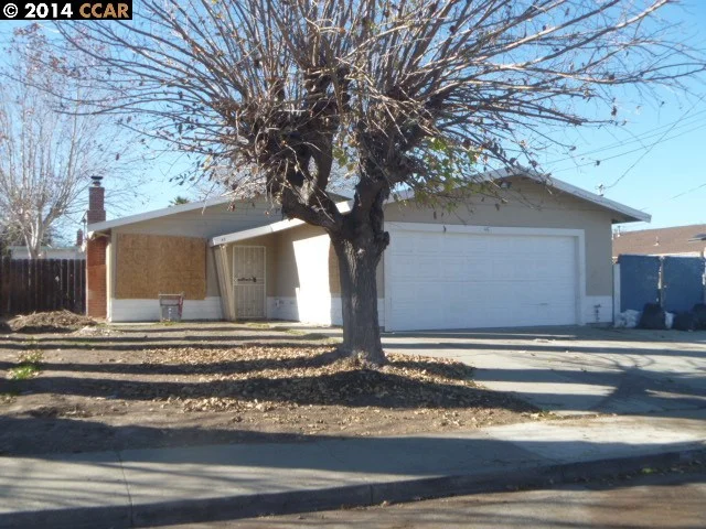 45 Lakeview Dr, Bay Point, CA 94565-1349