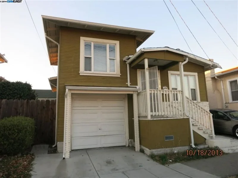 2707 74th Ave, Oakland, CA 94605-2829