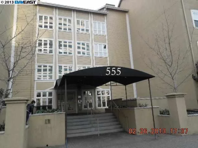 555 10th St #307, Oakland, CA 94607-5207