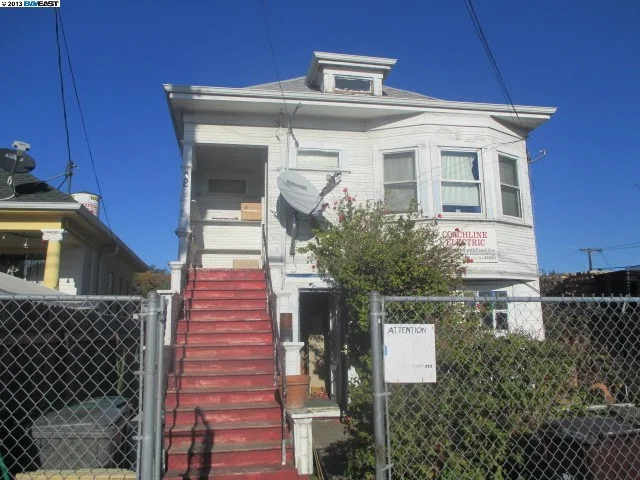 2976 7th Streeet, Oakland, CA 94601