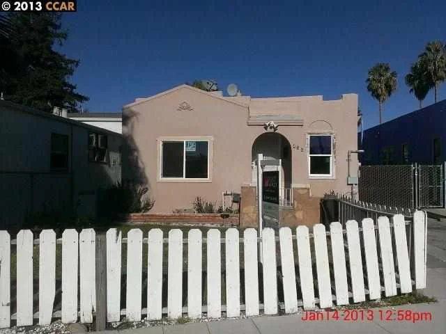 456 9th St, Pittsburg, CA 94565-2412