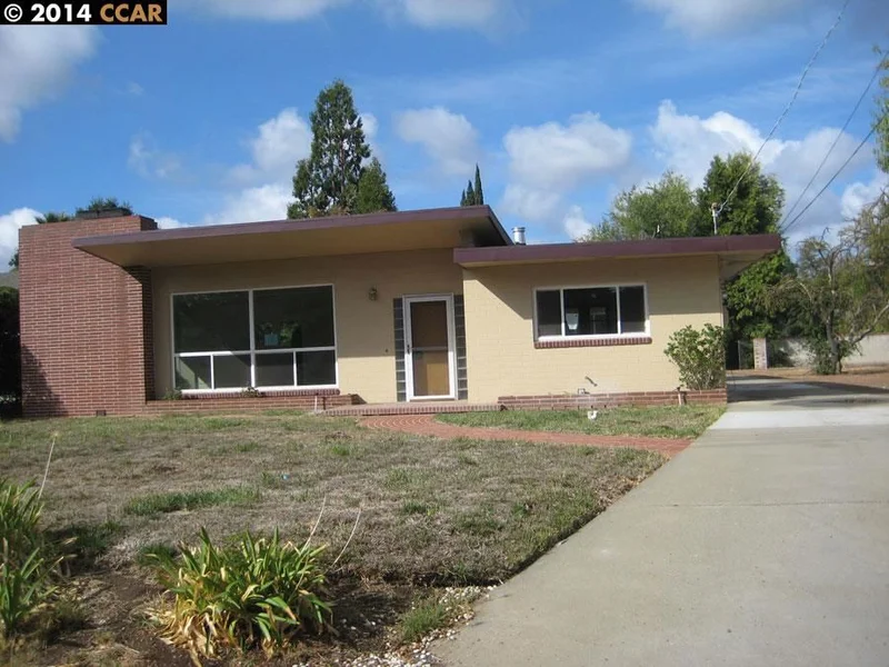 1171 Almendra Ct, Concord, CA 94518-1316