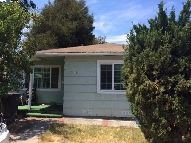 22643 Madrone St, Hayward, CA 94541-3123