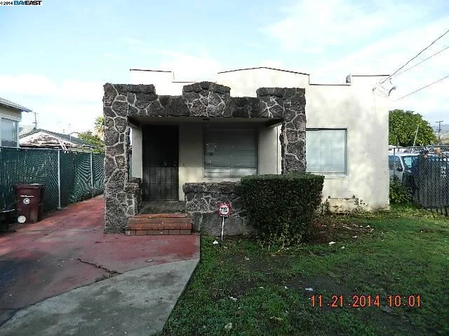 2243 89th Ave, Oakland, CA 94605-3927