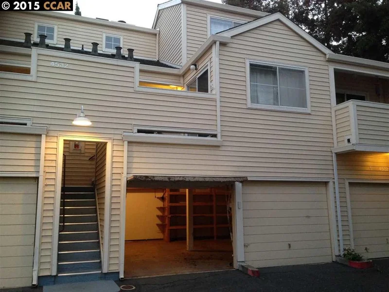 4532 Melody Dr #E, Concord, CA 94521