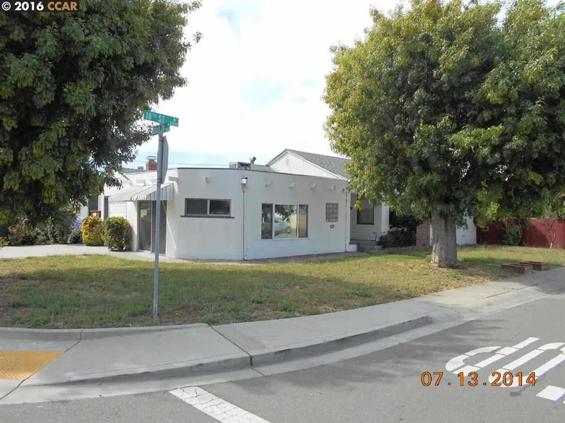 2301 18th St, San Pablo, CA 94806