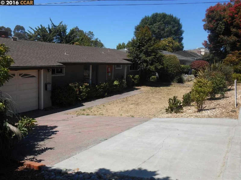 2567 Hidden Ln, Hayward, CA 94541
