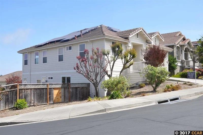 857 Bridgeway Cir, El Sobrante, CA 94803