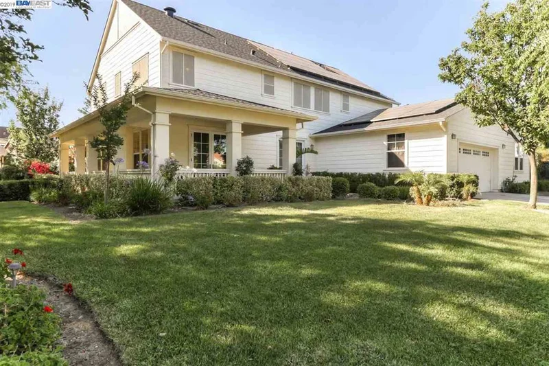 451 Belmont Ln, Tracy, CA 95377